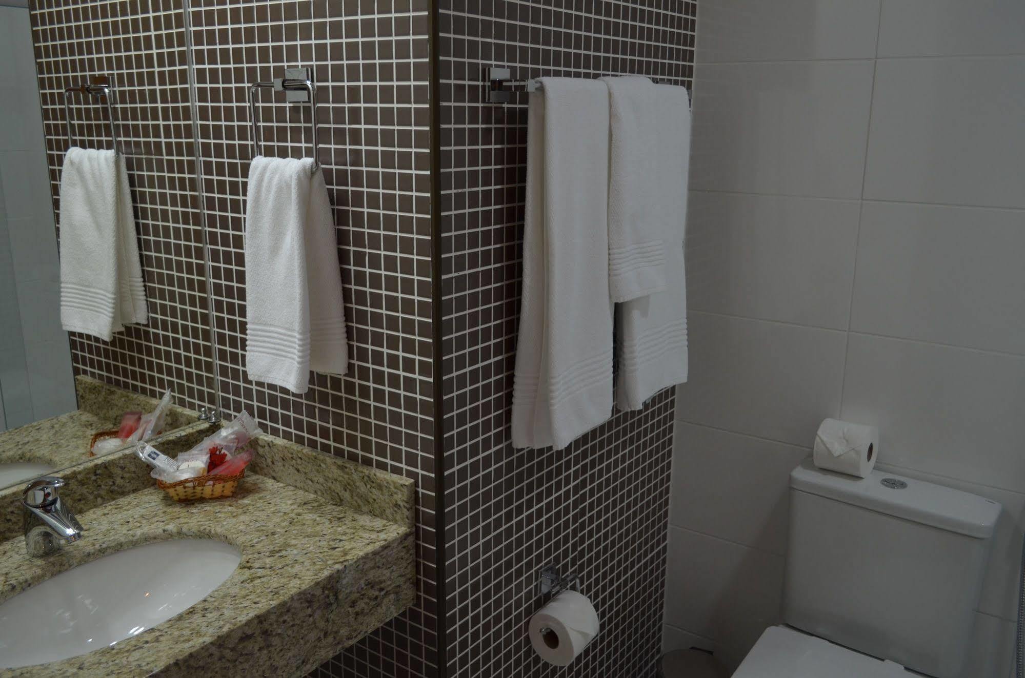 Hotel Thomasi Express มารินกา ภายนอก รูปภาพ