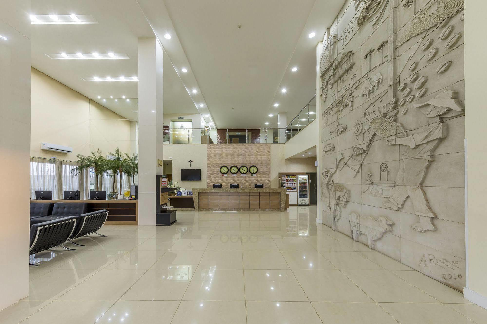 Hotel Thomasi Express มารินกา ภายนอก รูปภาพ